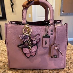 COPY - Coach Rogue 30